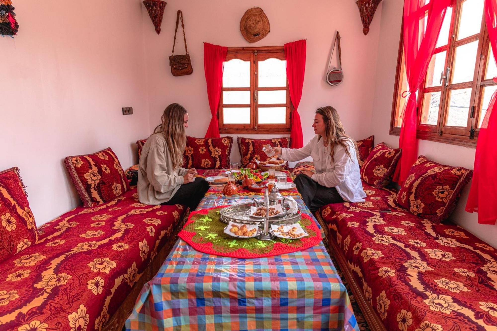 Amazigh Family Riad イムリル エクステリア 写真