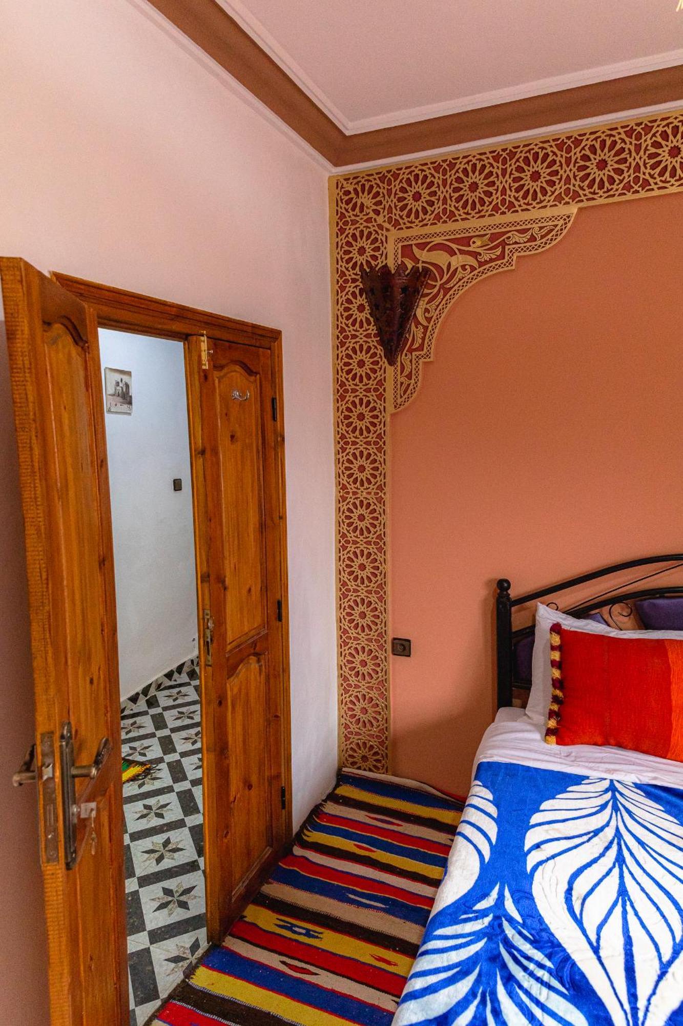 Amazigh Family Riad イムリル エクステリア 写真