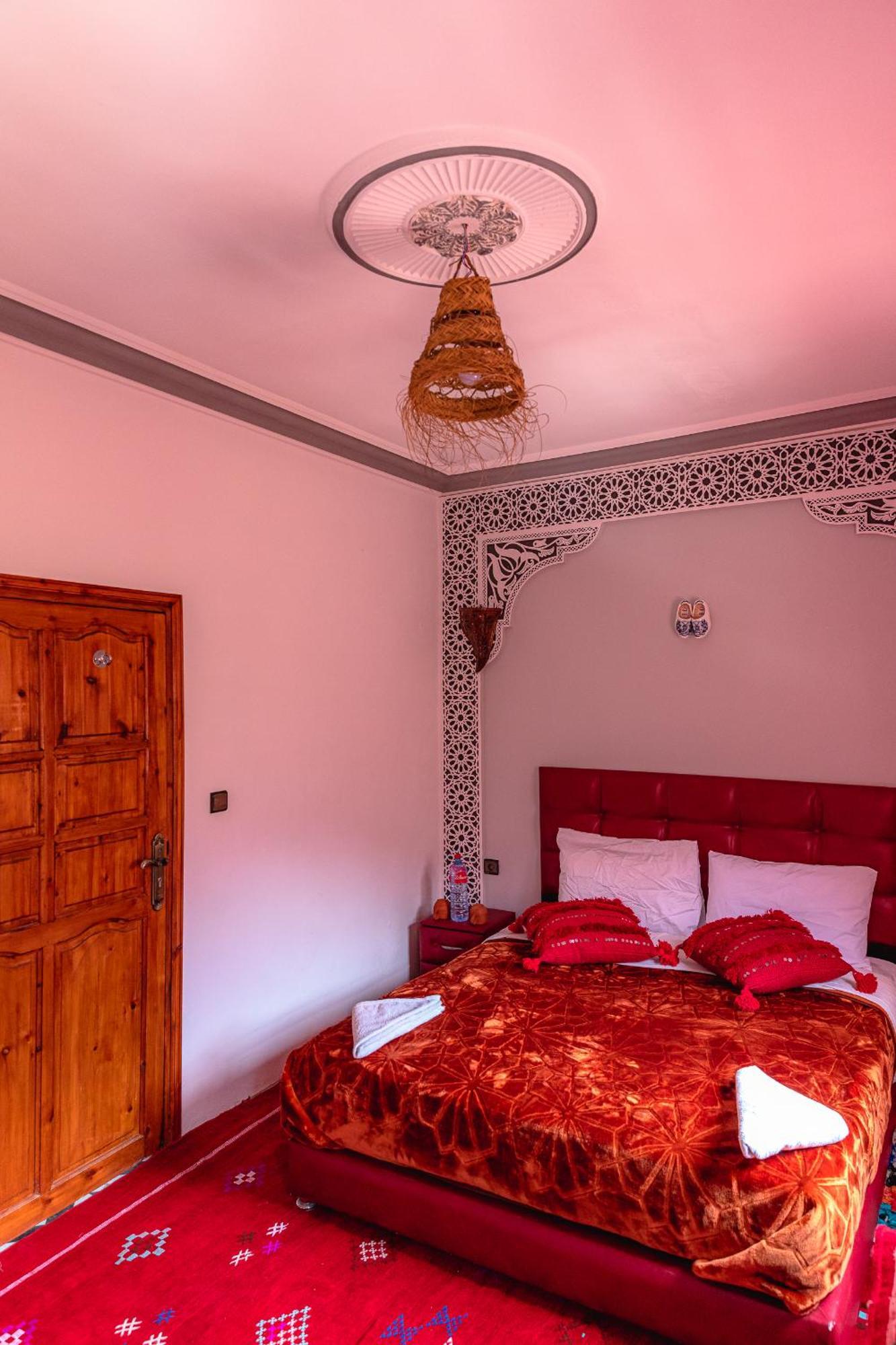 Amazigh Family Riad イムリル エクステリア 写真