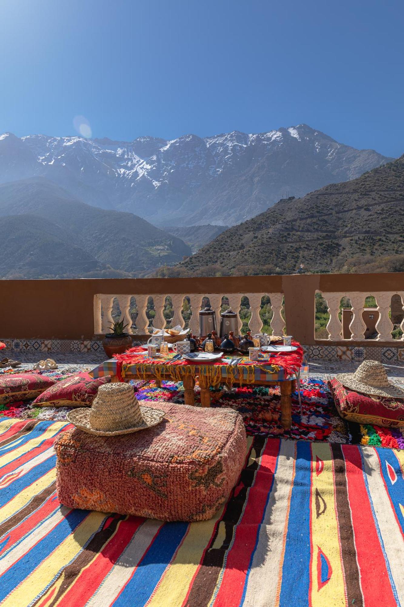 Amazigh Family Riad イムリル エクステリア 写真